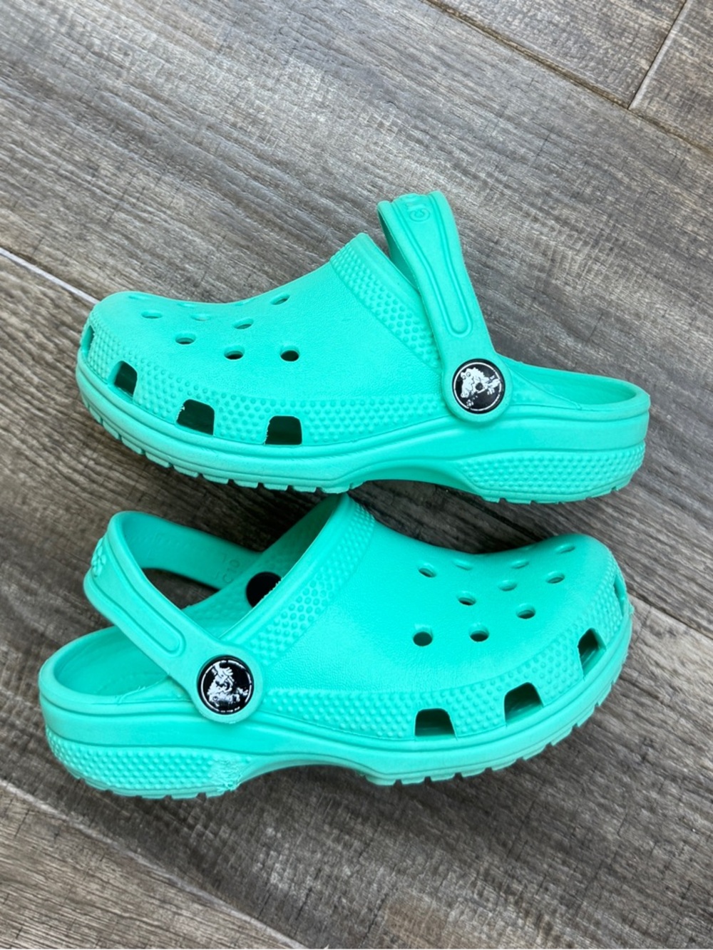 Mint blue crocs 10c